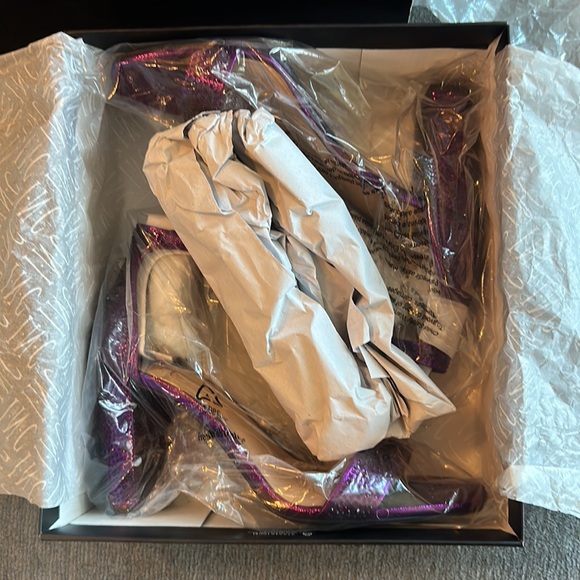 Rare! INC Lexini Two-piece Purple Crystal Sandals - Picture 9 of 9